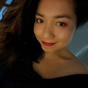 Meet your Posher, Anna lynn